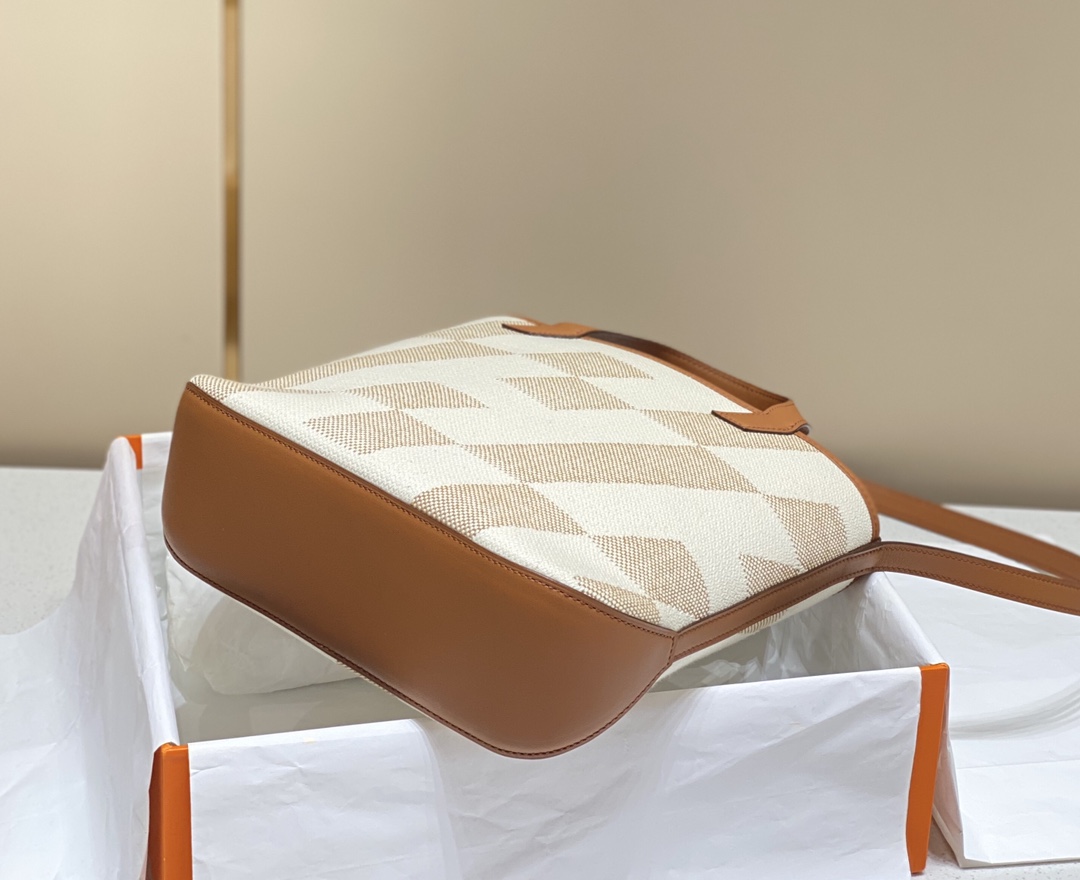 Hermes Bag 𝗖𝗮𝗯𝗮𝘀 𝗛 𝗲𝗻 𝗯𝗶𝗮𝗶𝘀 𝟮𝟳 Canvas ( 10A Mirror Version)