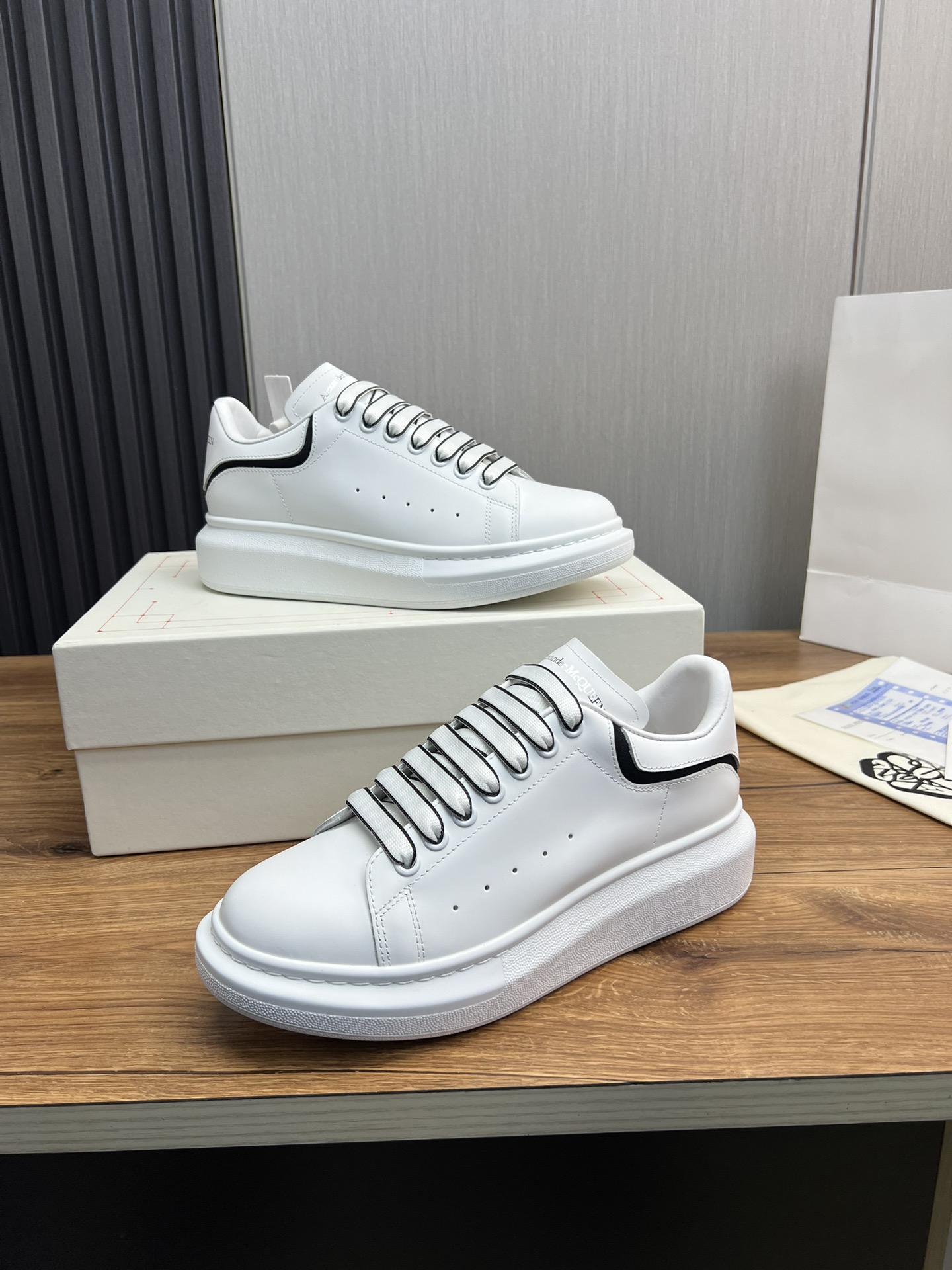 Alexander McQueen Oversized Unisex Sneaker