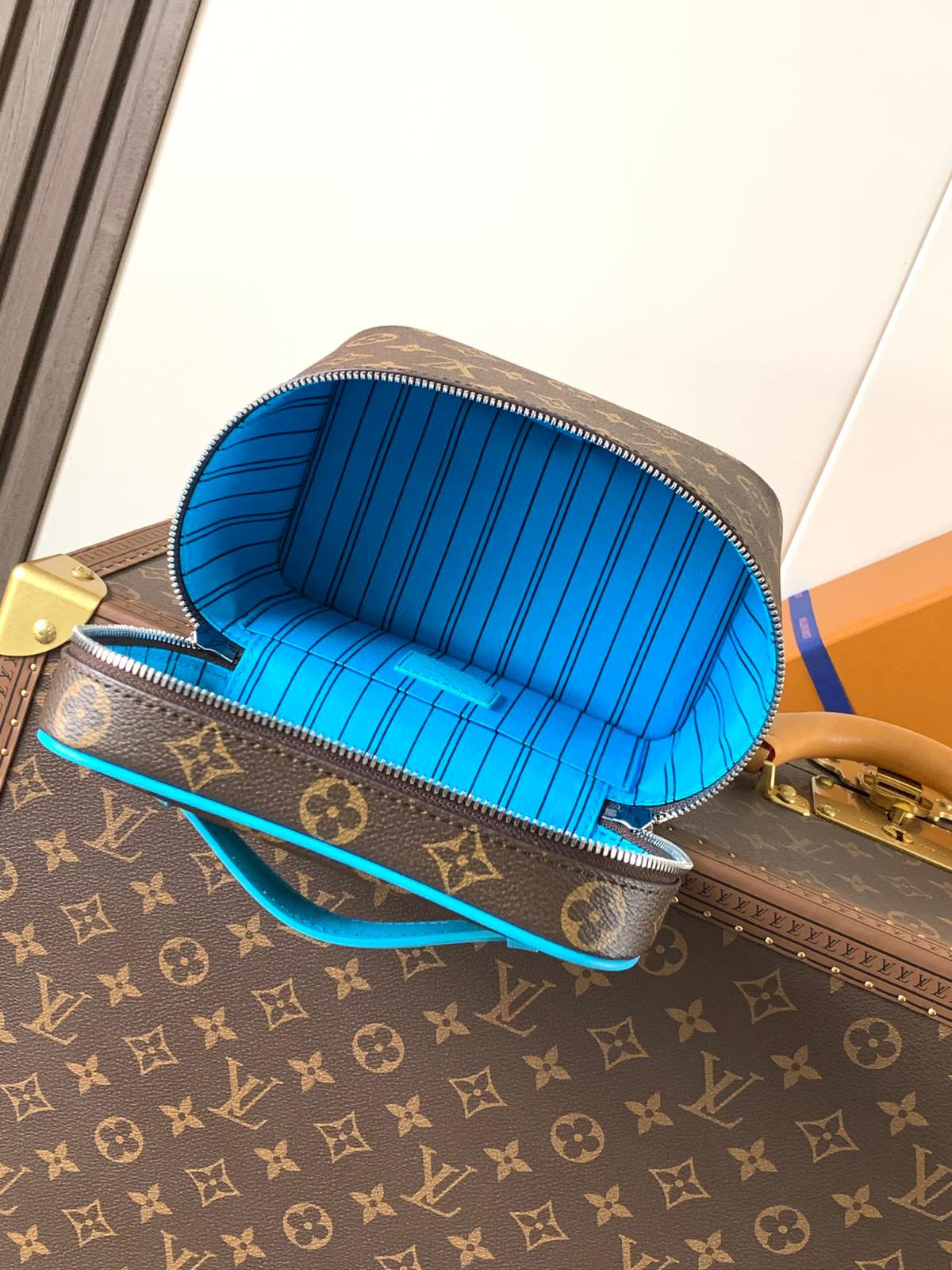 Louis Vuitton LV Makeup Box Nice Mini Pondichery Pink M12650