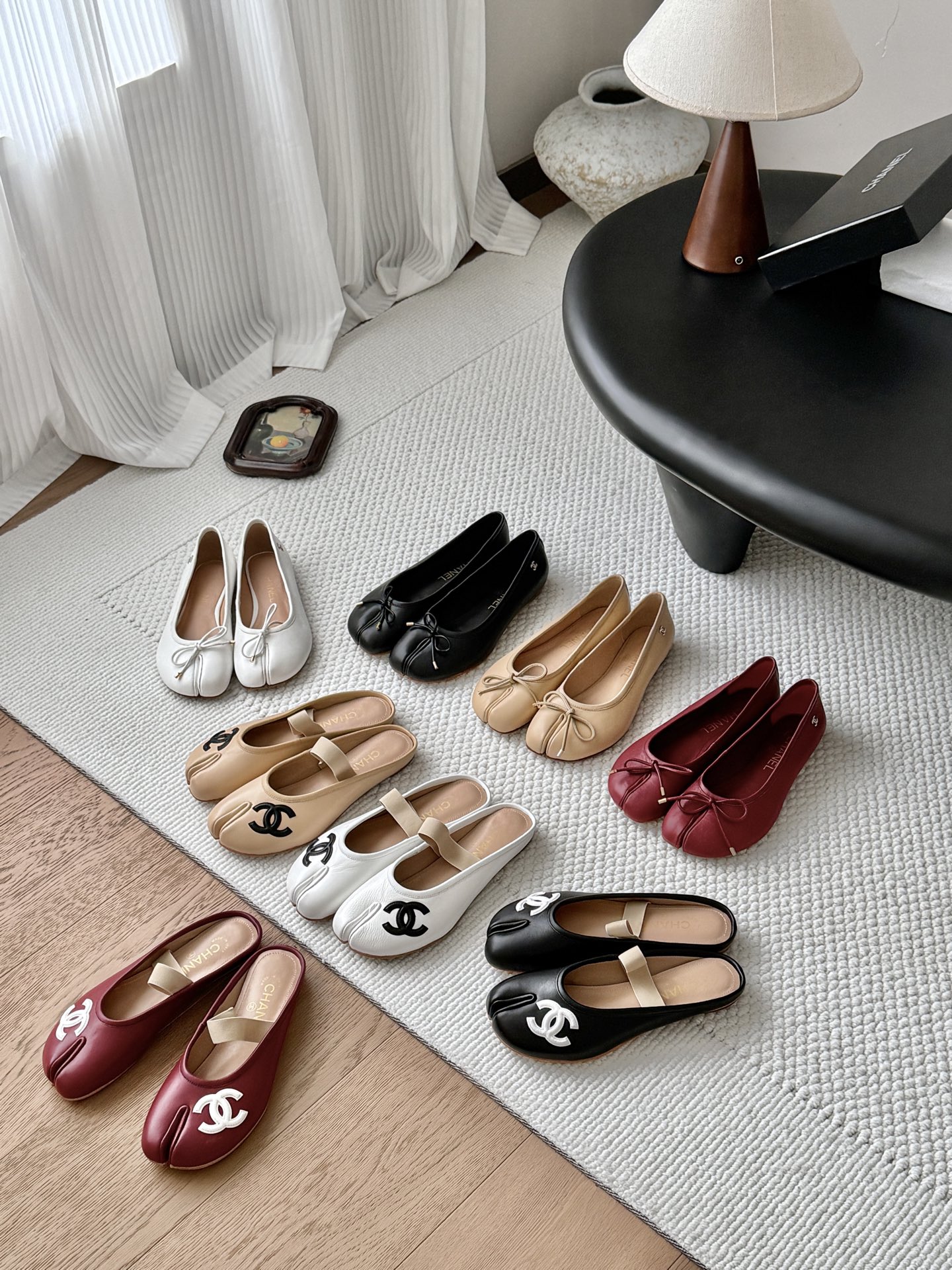 Chanel Lambskin Split Toe Interlocking CC Logo Mules - KAIROO