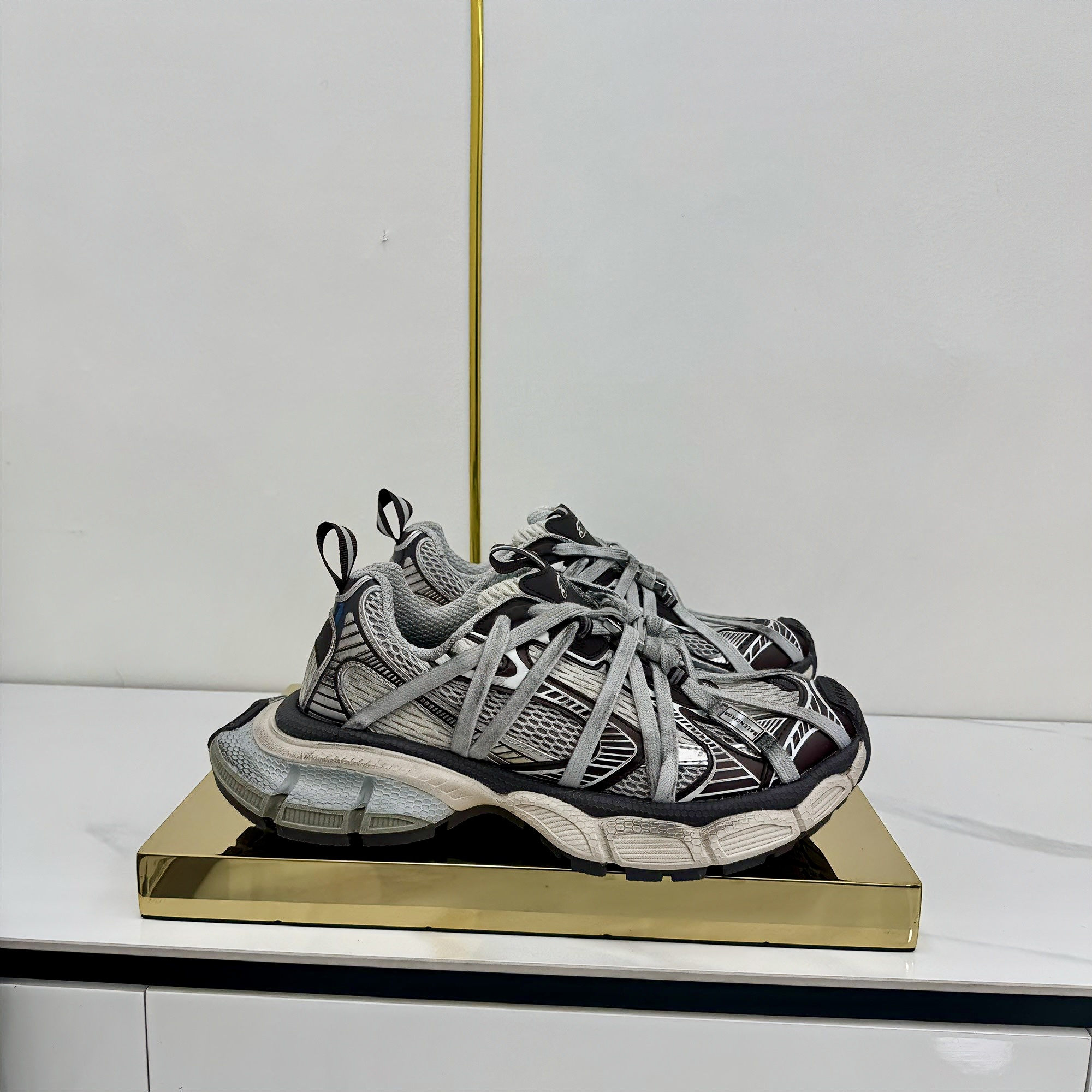 Balenciaga 3XL Unisex Sneaker