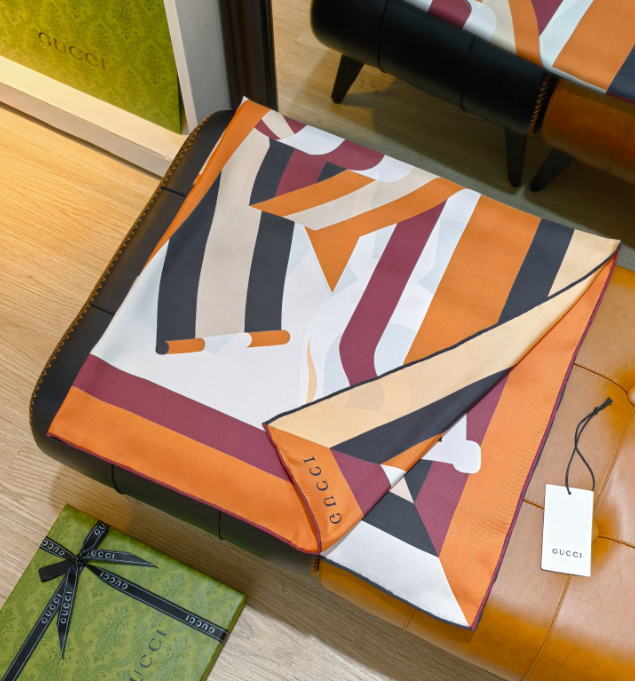 Gucci Silk Square 90cm