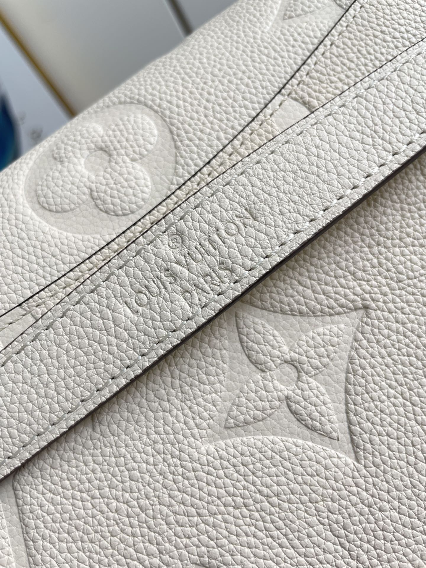 Louis Vuitton Diane M46388