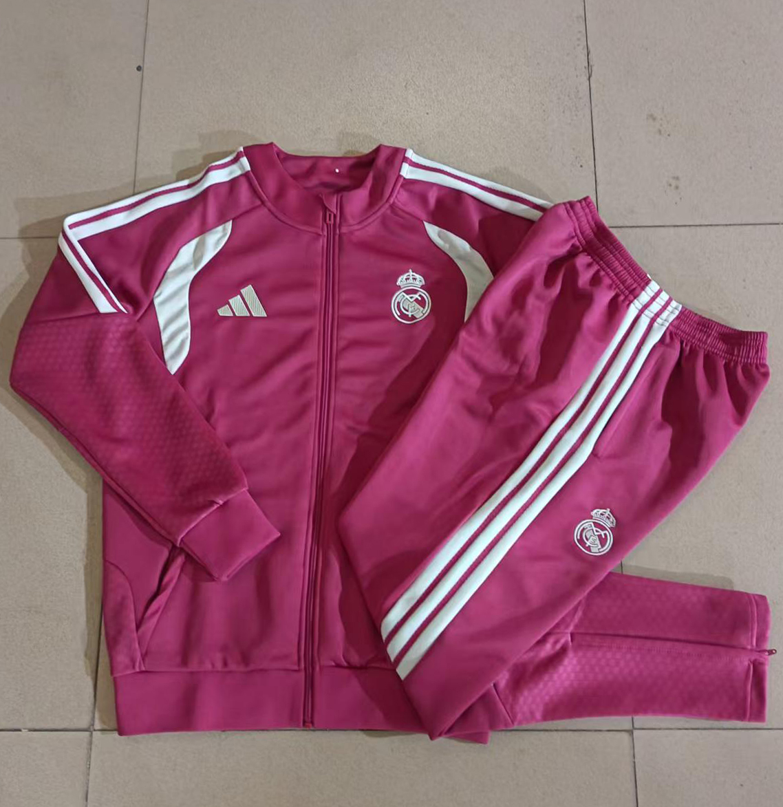 Real Madrid Kids Training Suit 26/27 | Soc Jersey - Premium Football Jersey