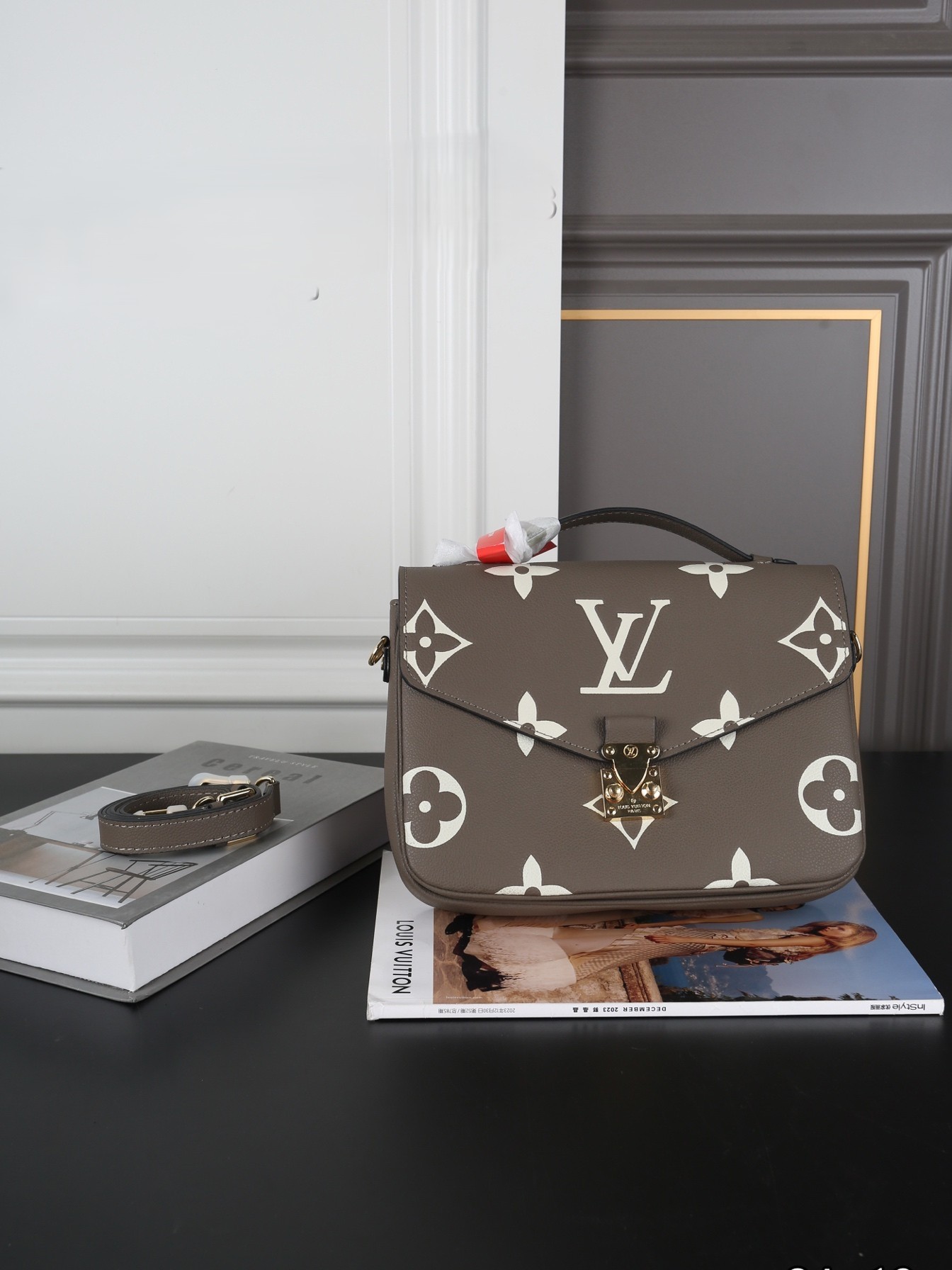 Louis Vuitton S-Lock Flap Pochette Metis Bicolor Giant Monogram Empreinte Leather Light HW Shoulder Bag - KAIROO