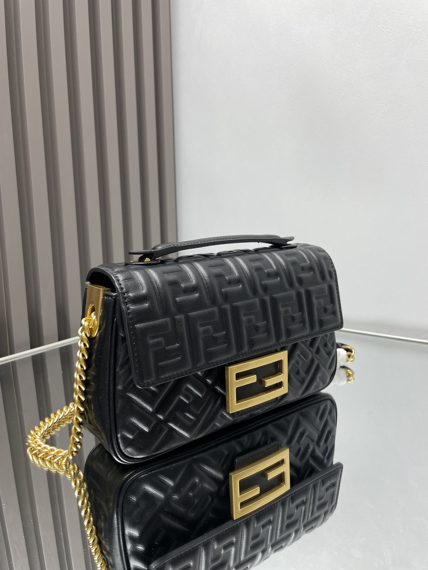 Fendi Medium Baguette Chain Leather Bag-Black