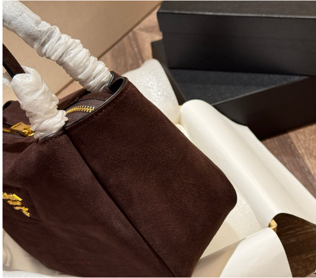 Prada New autumn and winter handbags