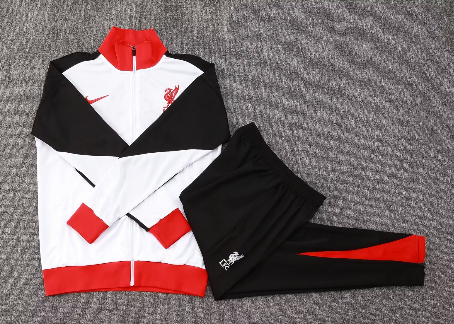 Liverpool Training Jacket 24/25