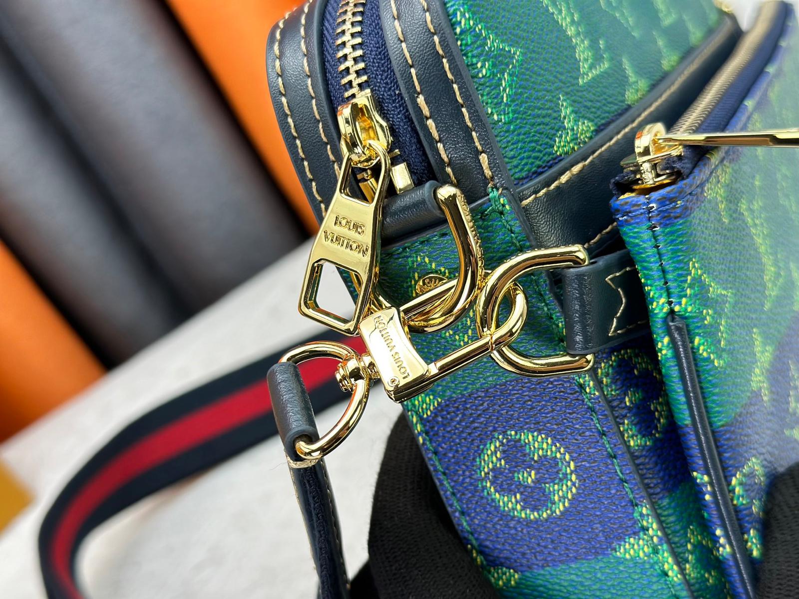 Louis Vuitton LV Monogram message bag
