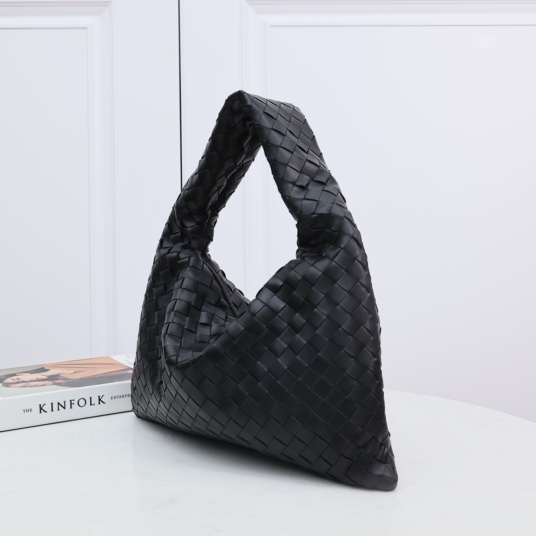 Bottega Veneta Small Hop Hobo Bag in Black Intrecciato leather