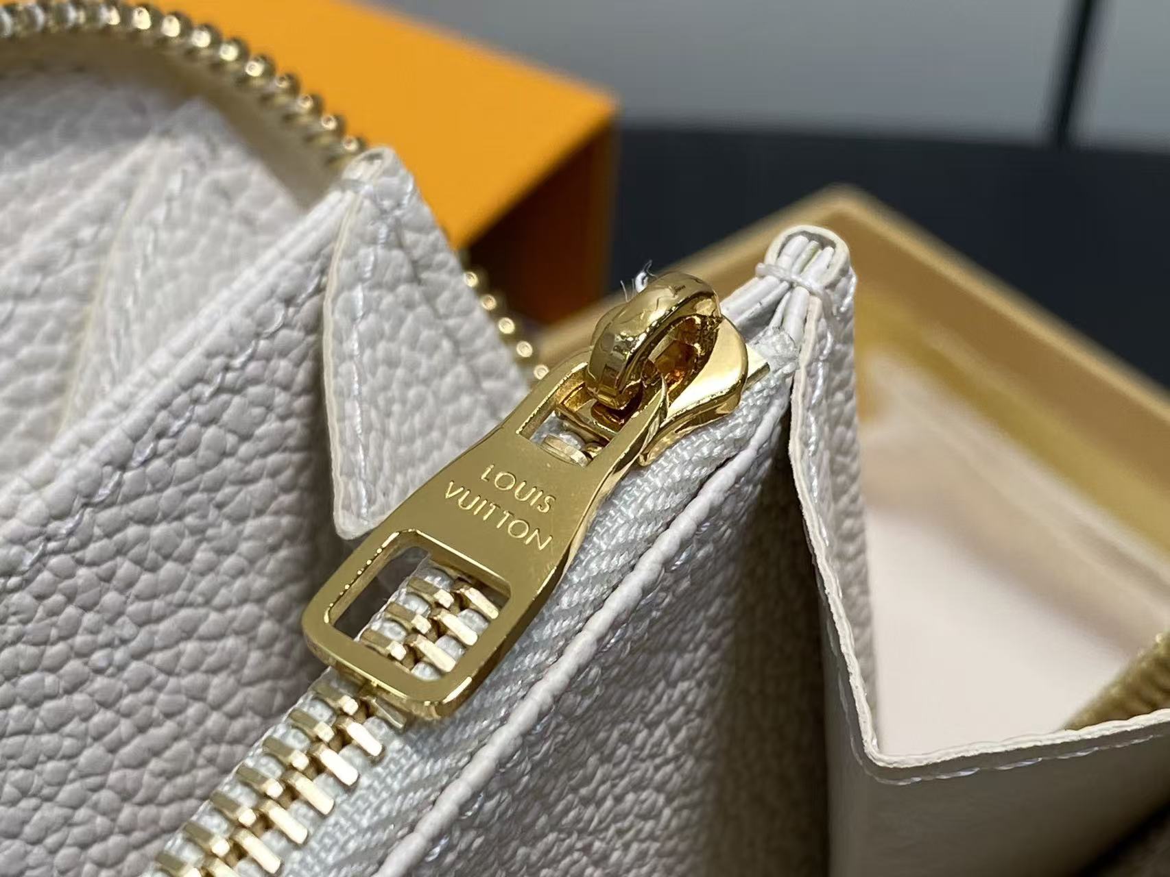 Louis Vuitton Wallets lv new Zippy wallet