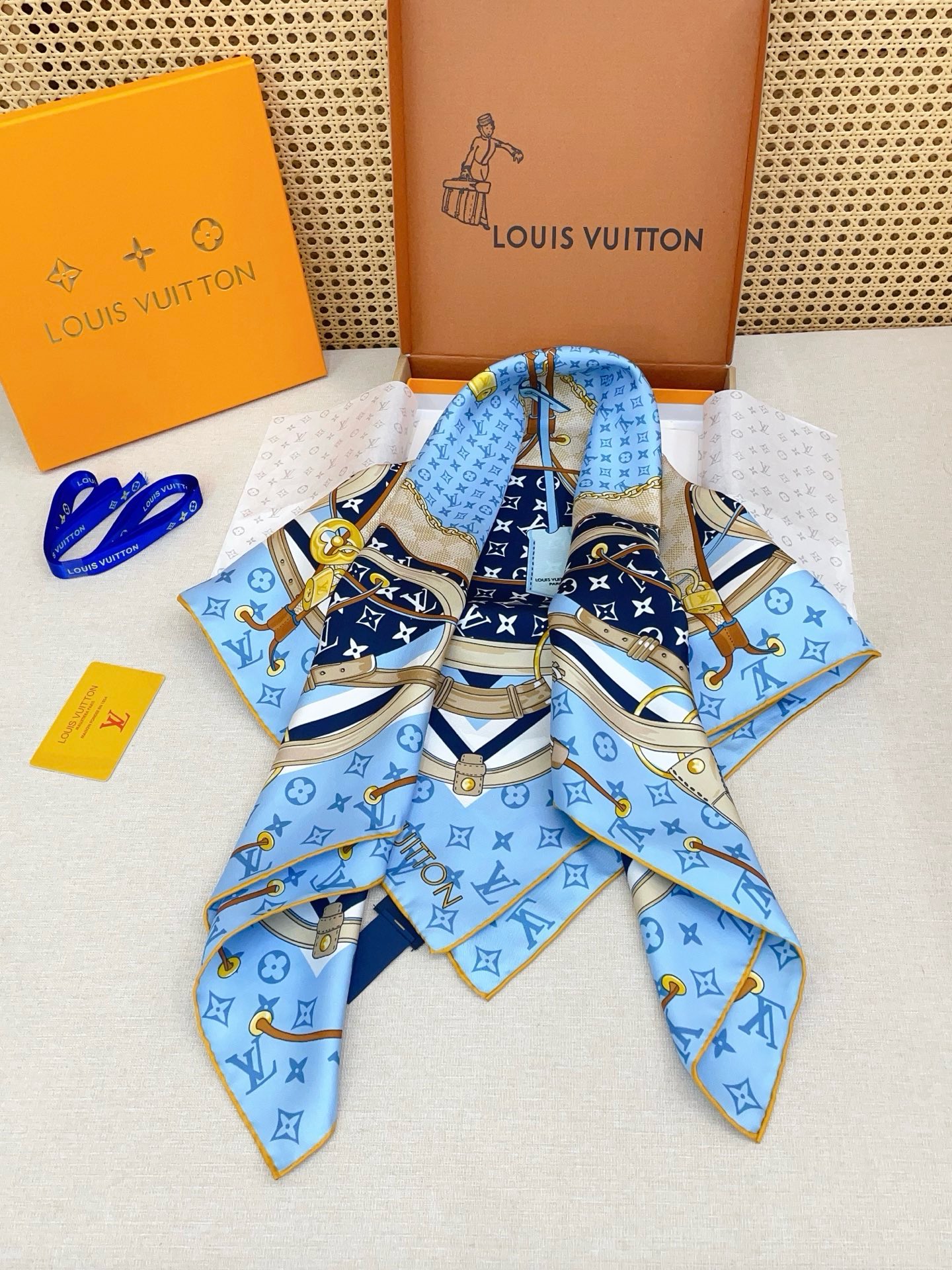 Louis Vuitton LV Silk Square 90cm