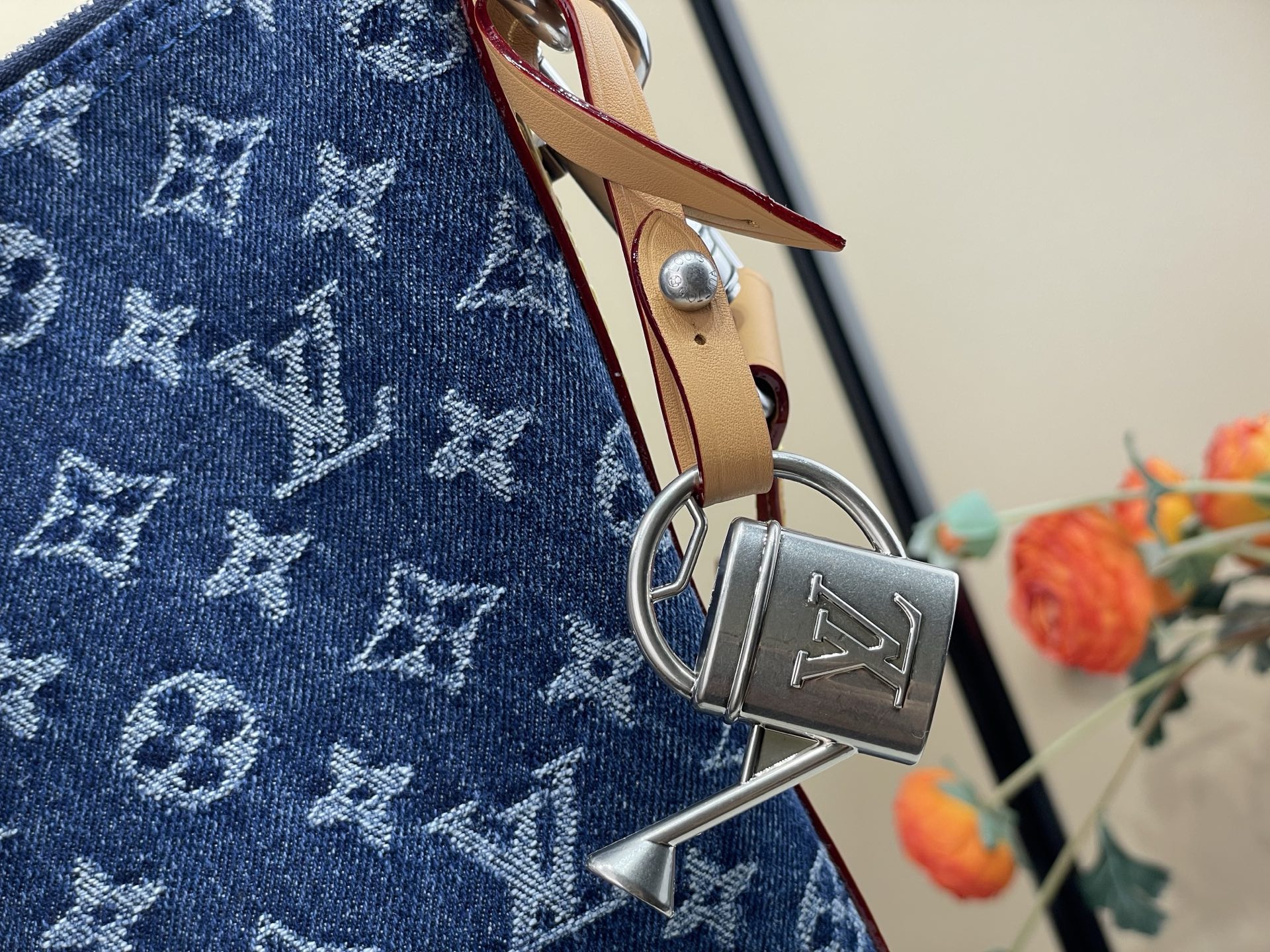 Louis Vuitton VAGABOND HOBO handbag