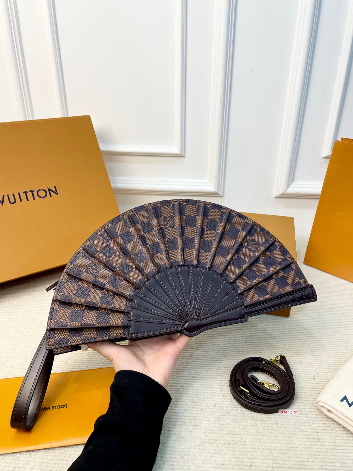 Louis Vuitton LV Monogram Canvas Pleated Fan Shape Crossbody Shoulder Strap Clutch Bag - KAIROO