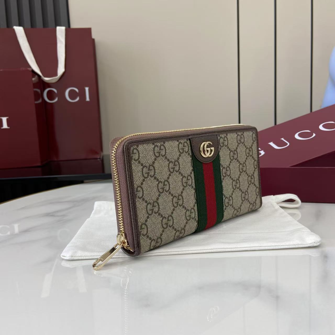 Gucci Ophidia zip around wallet 838484