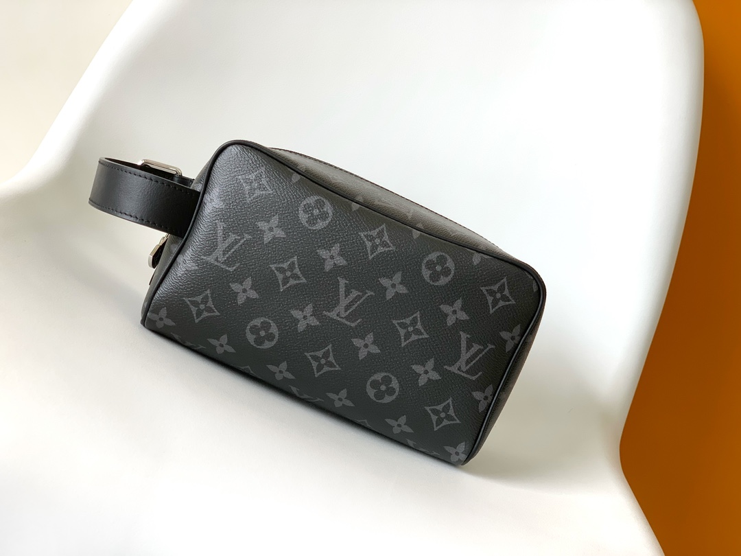 M83113 LV Locker Dopp Kit Pouch Monogram Eclipse canvas