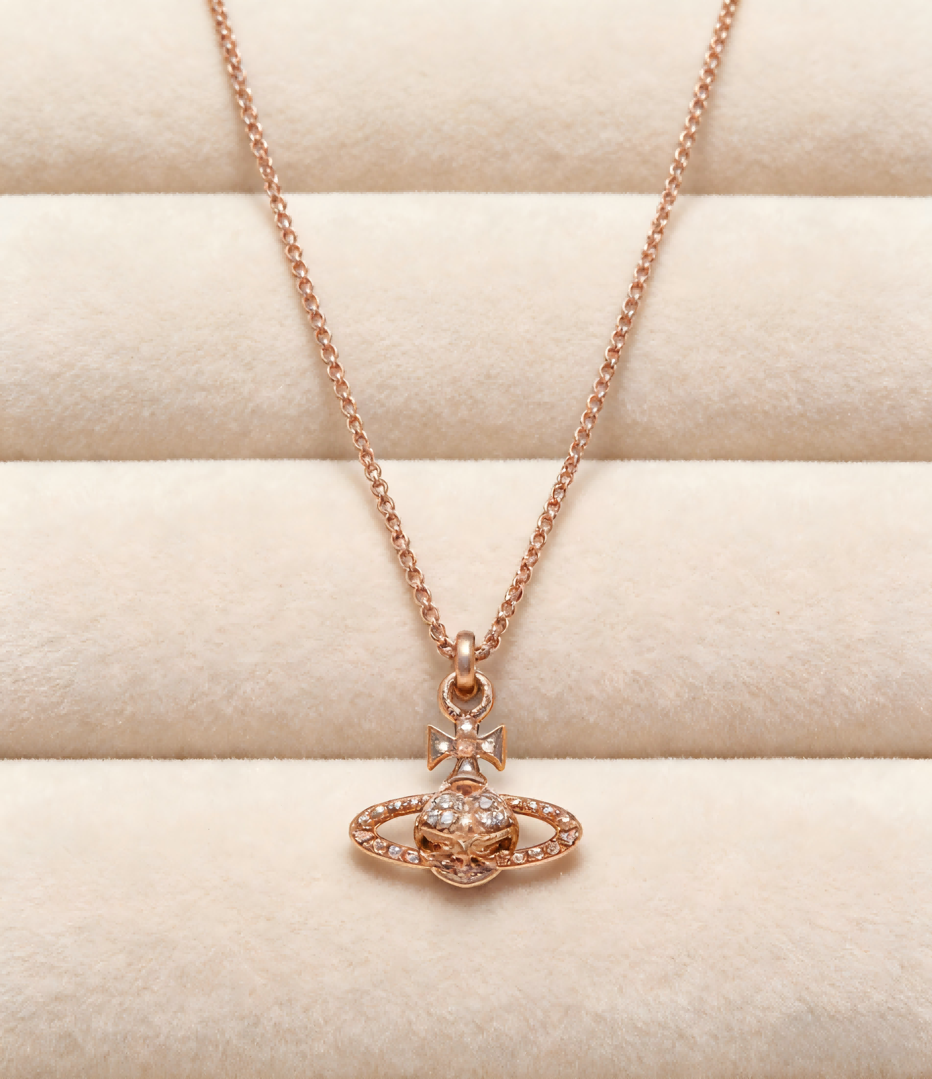 2026 New Vivienne Westwood Rose Gold Tone Saturn Orb Pendant Necklace for Women, Trendy Y2K Aesthetic Statement Jewelry, Perfect for Daily & Party Wear