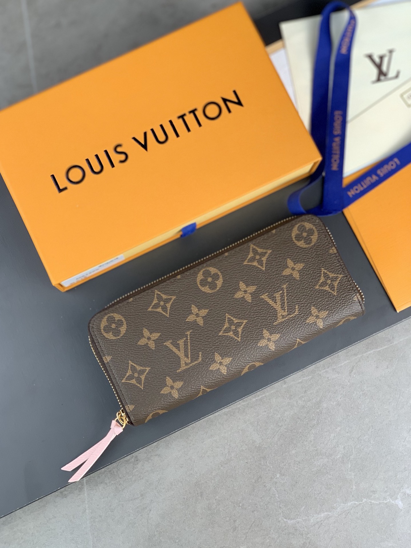 M61298 LV Clemence Wallet Monogram Canvas-Rose Ballerine