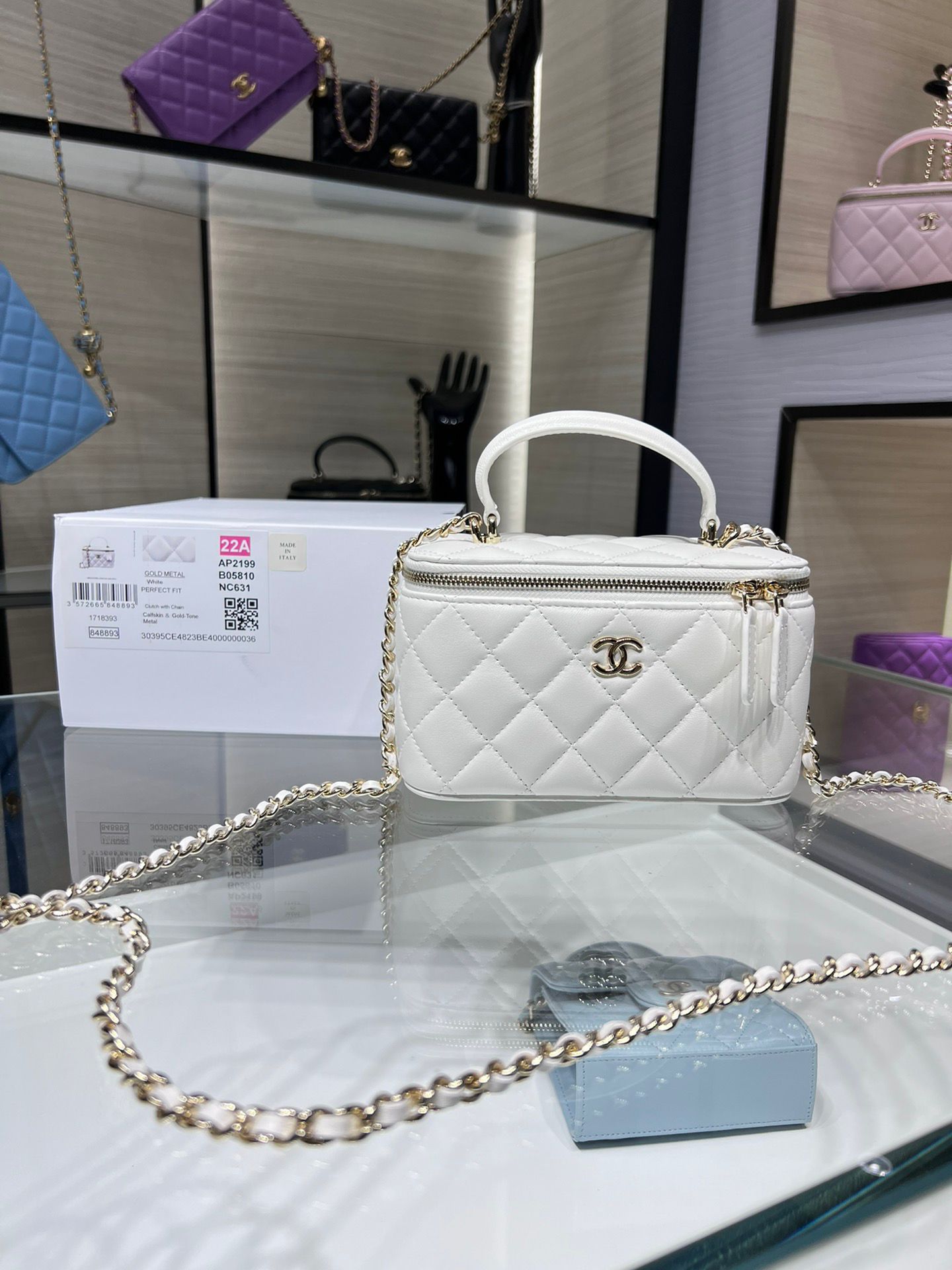 Chanel Portable Makeup Box-White Color