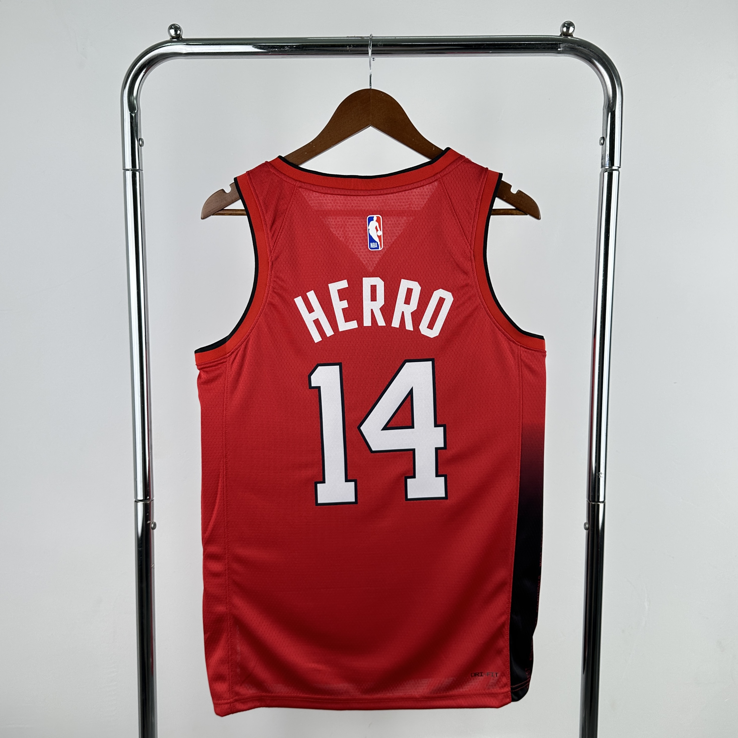 25 Season Miami Heat City Edition  No.14