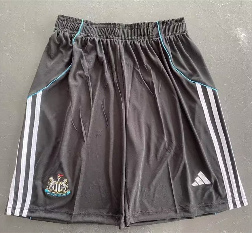 Newcastle United Home Shorts 25/26