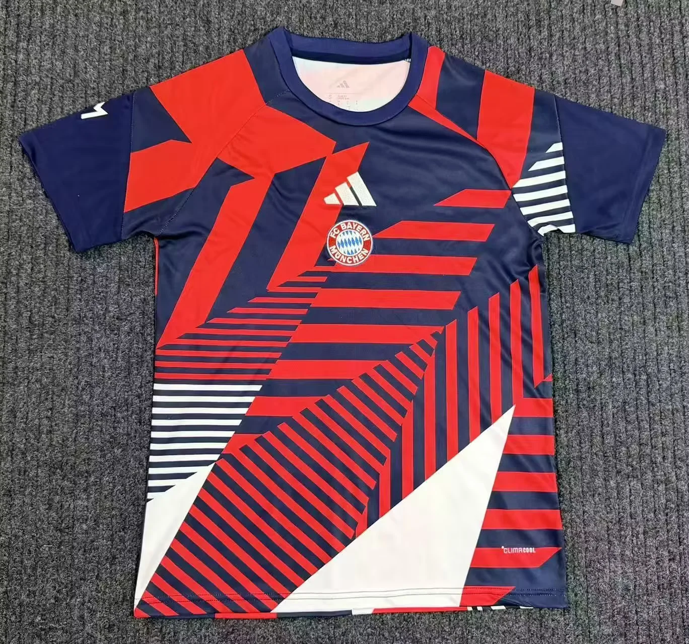 2026-27 Bayern Munich Training Edition Red Fans Football Shirt 1:1 Thai Quality