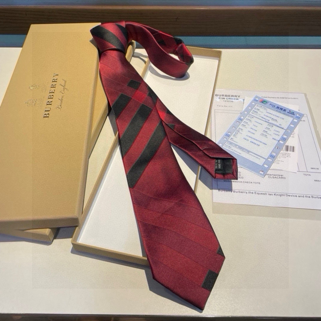 Burberry Men's Check Tie