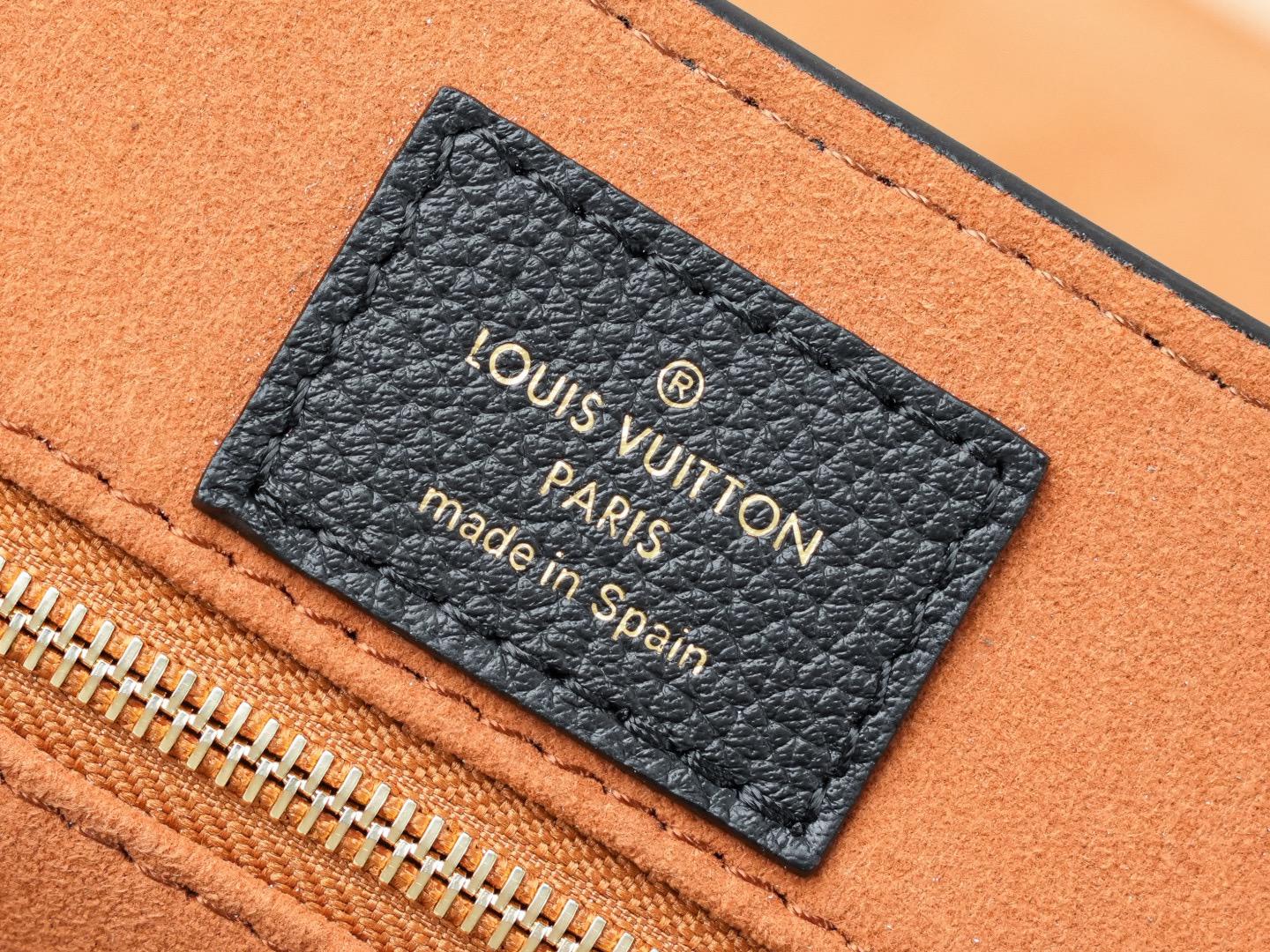 Louis Vuitton LV Low Key bags M13148
