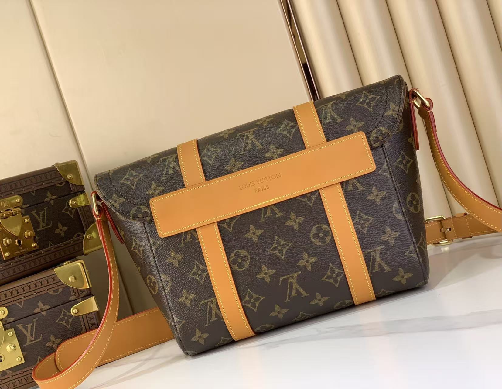 Louis Vuitton LV Christopher Postman Bag
