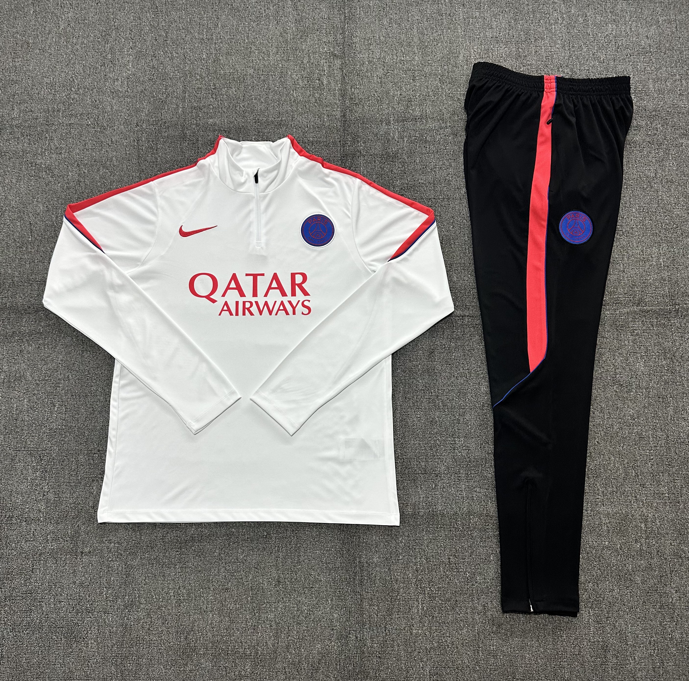 PSG 26/27 Half Zipper Training Suit - White