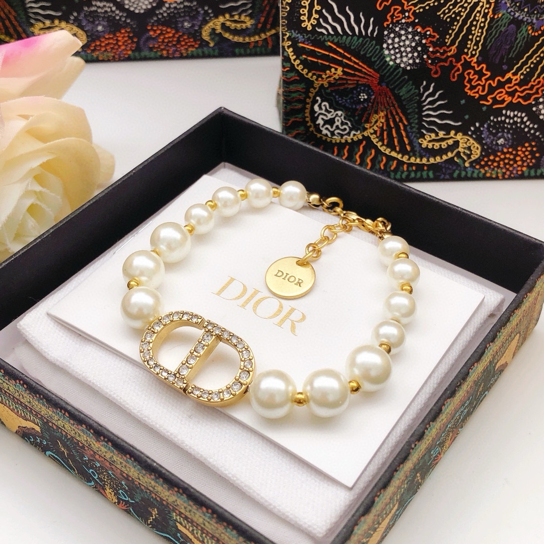 Dior Classic Pearl Bracelet