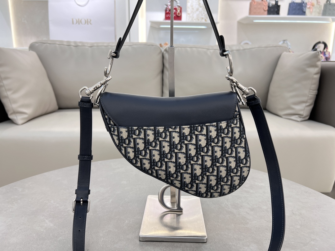 Dior Medium Saddle Bag With Strap in Blue Oblique