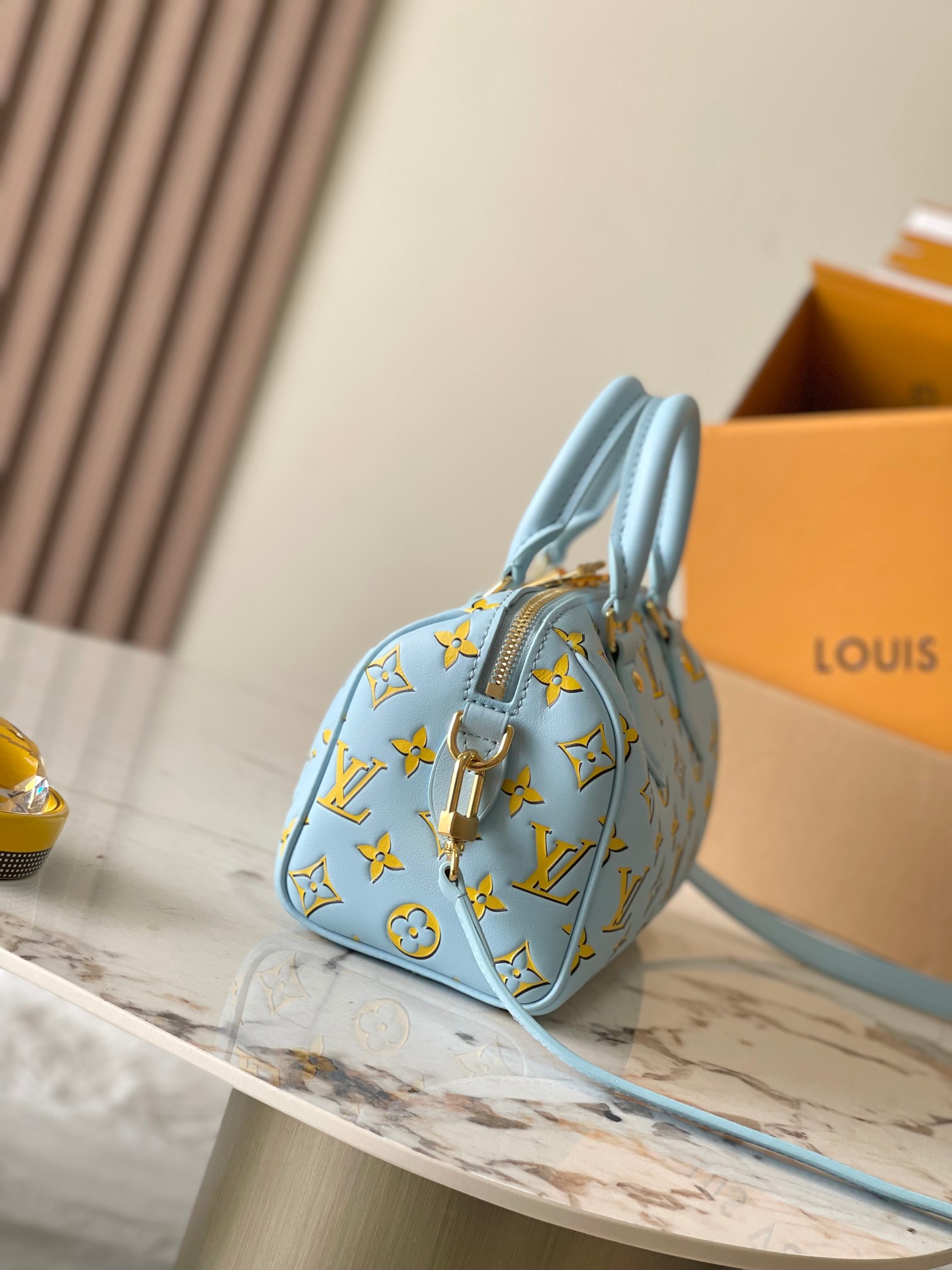 Louis Vuitton Speedy Bandouli e re 20 handbag