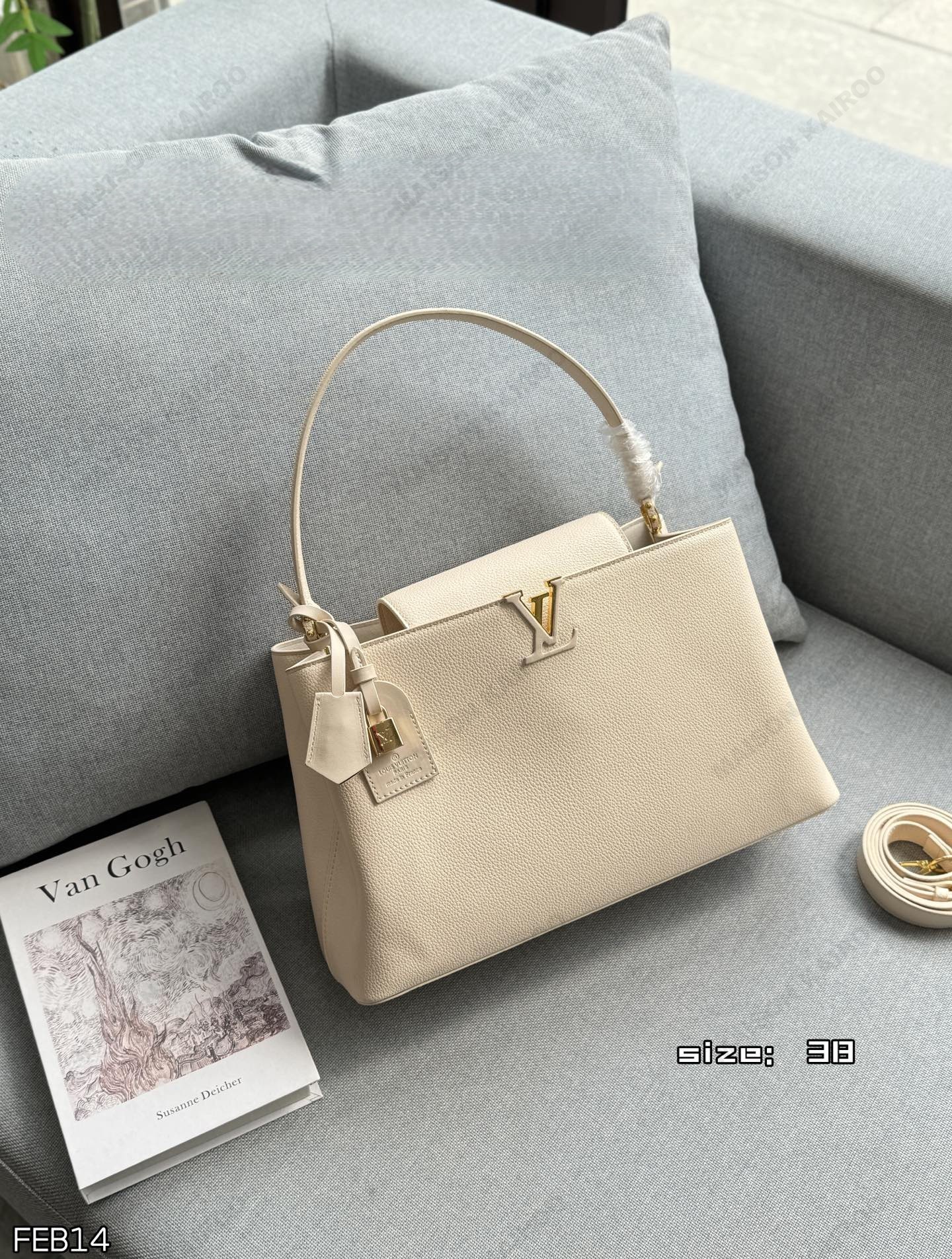 Louis Vuitton LV Capucines MM Taurillon Grain Leather Tone Logo Hobo Soft Tote Top Handle Bag - KAIROO