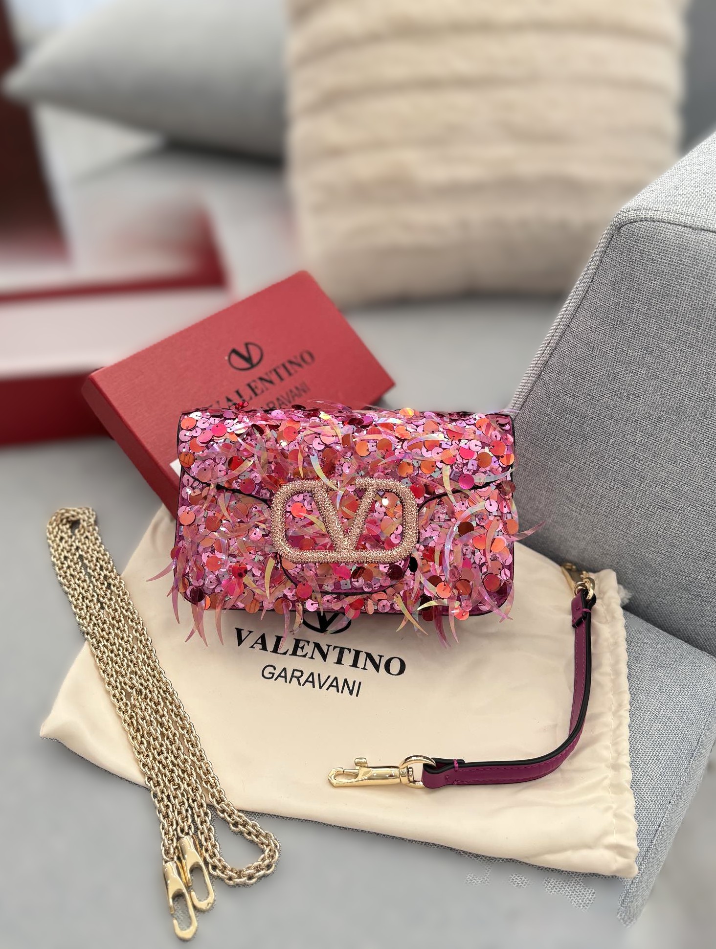 Valentino Locò Full Sequin Electric Magenta Rhinestone VLogo Chain Party Flap Chain Shoulder Bag - KAIROO