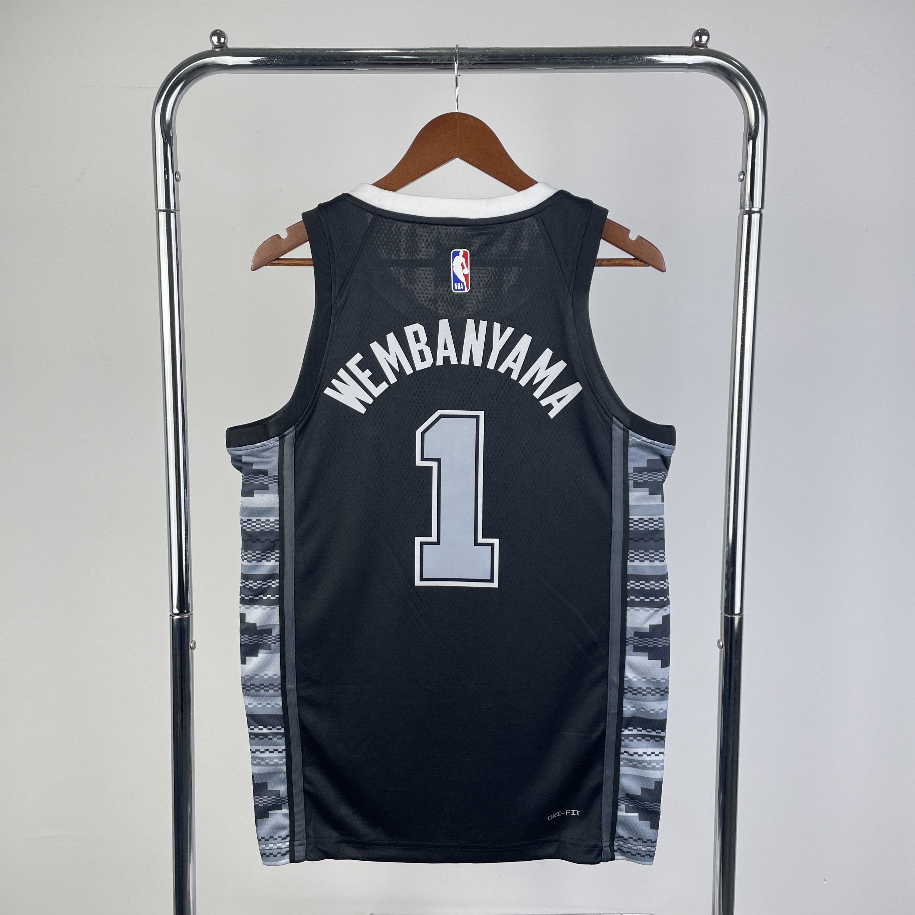 23 Season SAN ANTONIO SPURS Flyer Edition  #1 WEMBANYAMA