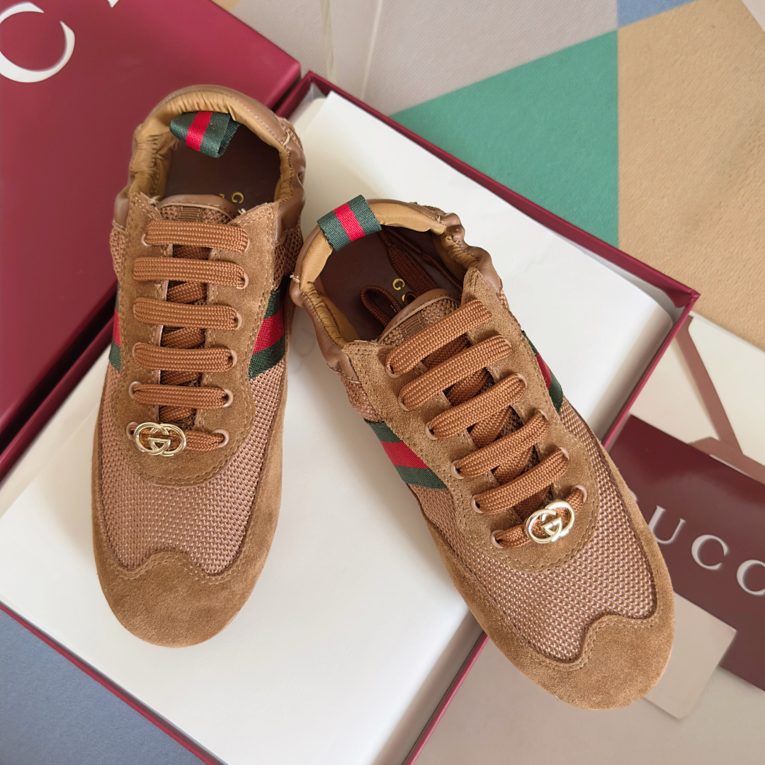Women's Gucci Shift GG sneaker