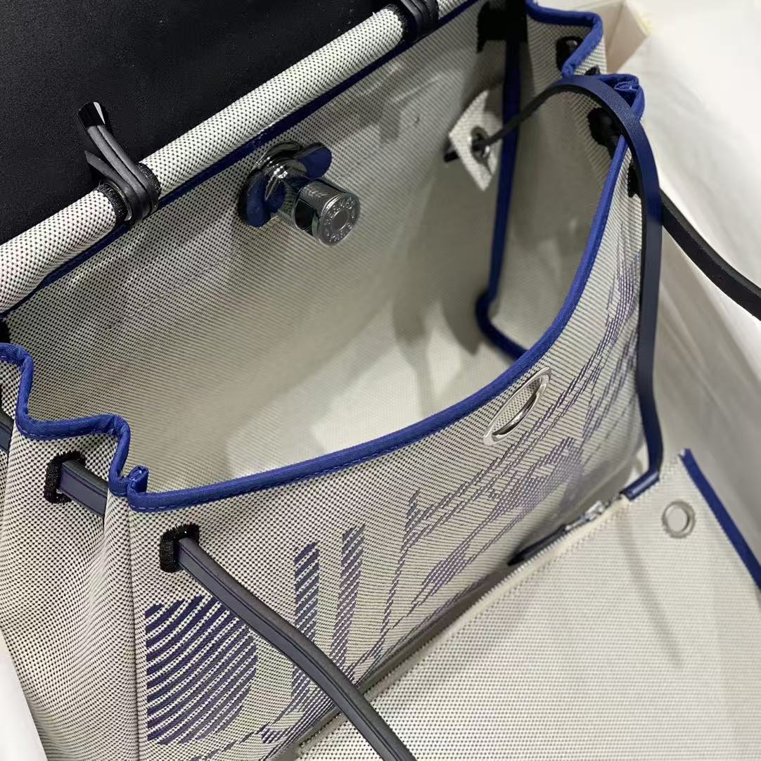 Hermes new printed pattern handbag