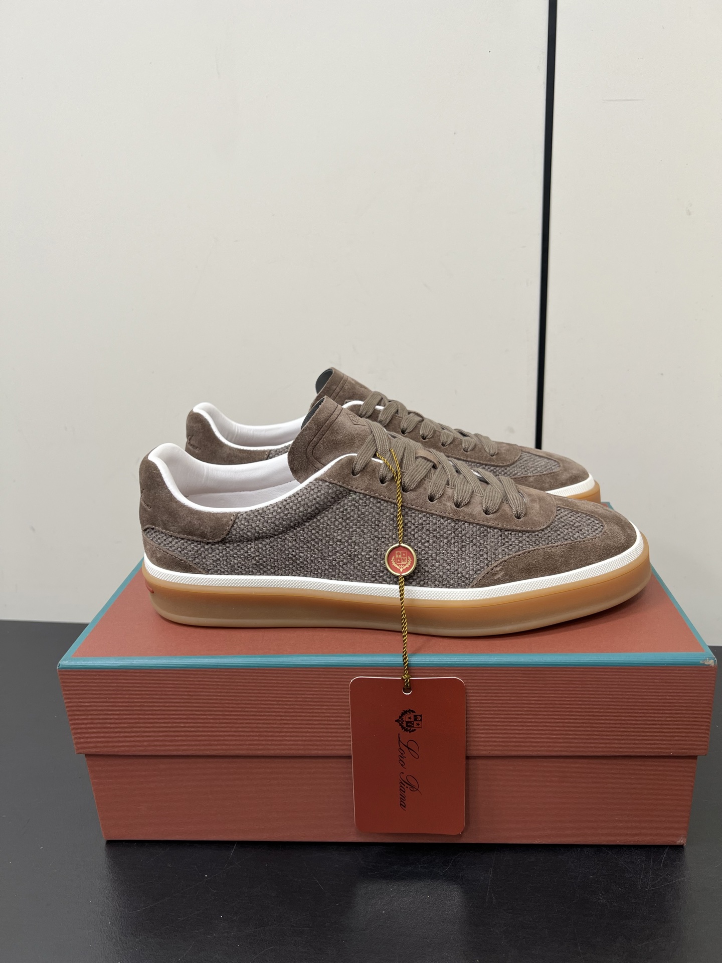 Loro Piana Unisex Classic Sneaker
