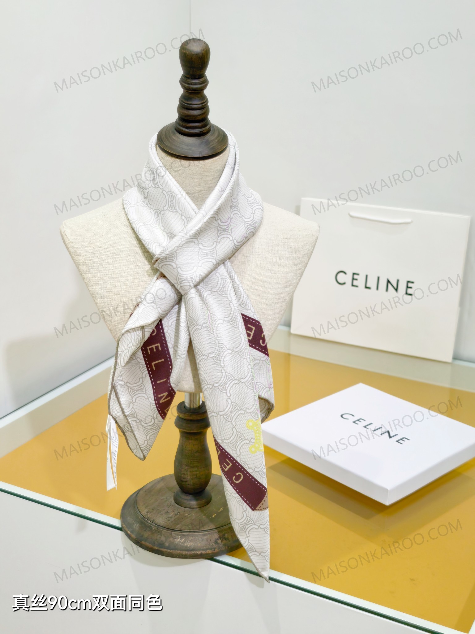 Celine Cream Triomphe Chain Square Scarf - KAIROO