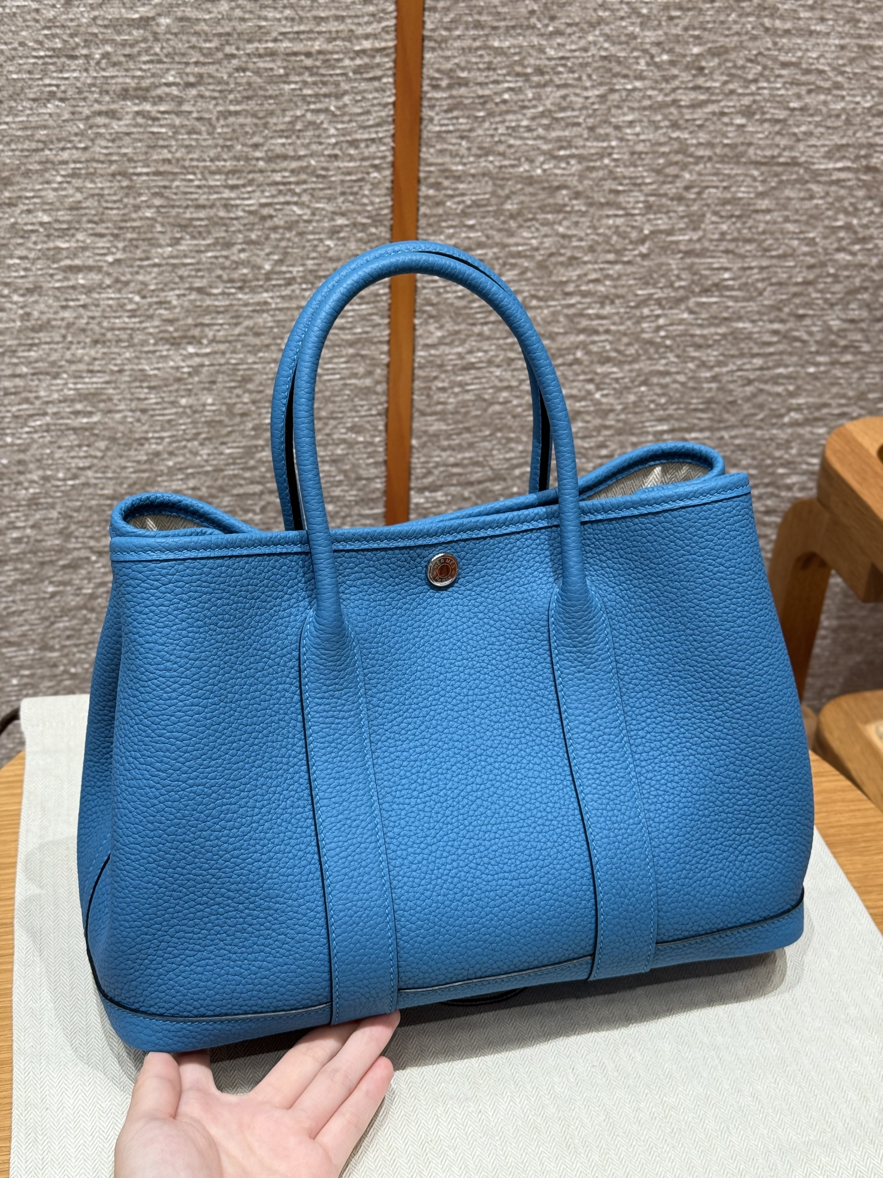 Hermes Blue Zanzibar Negonda Garden Party 30 TPM