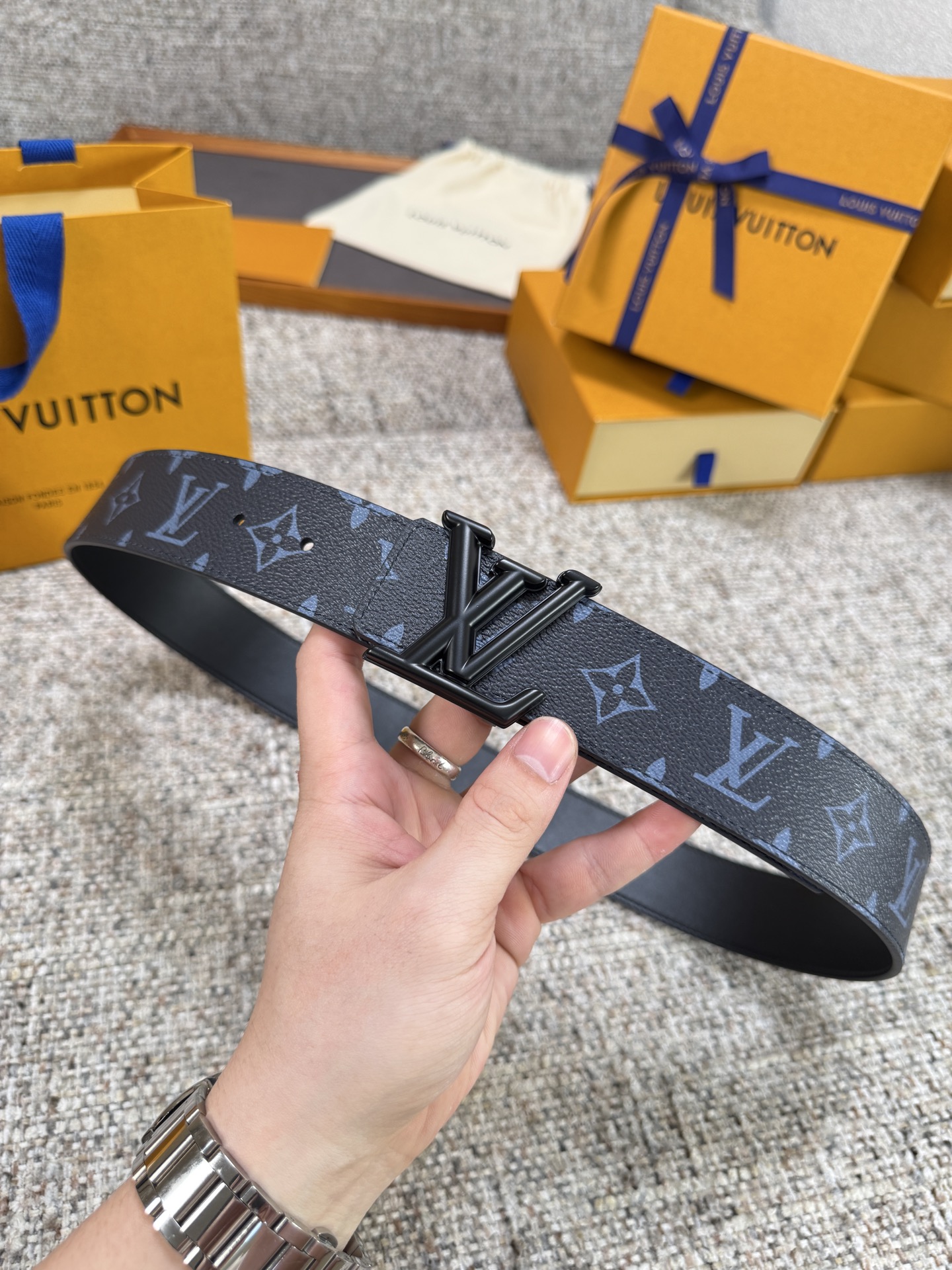 LV Initiales 40mm Reversible Belt