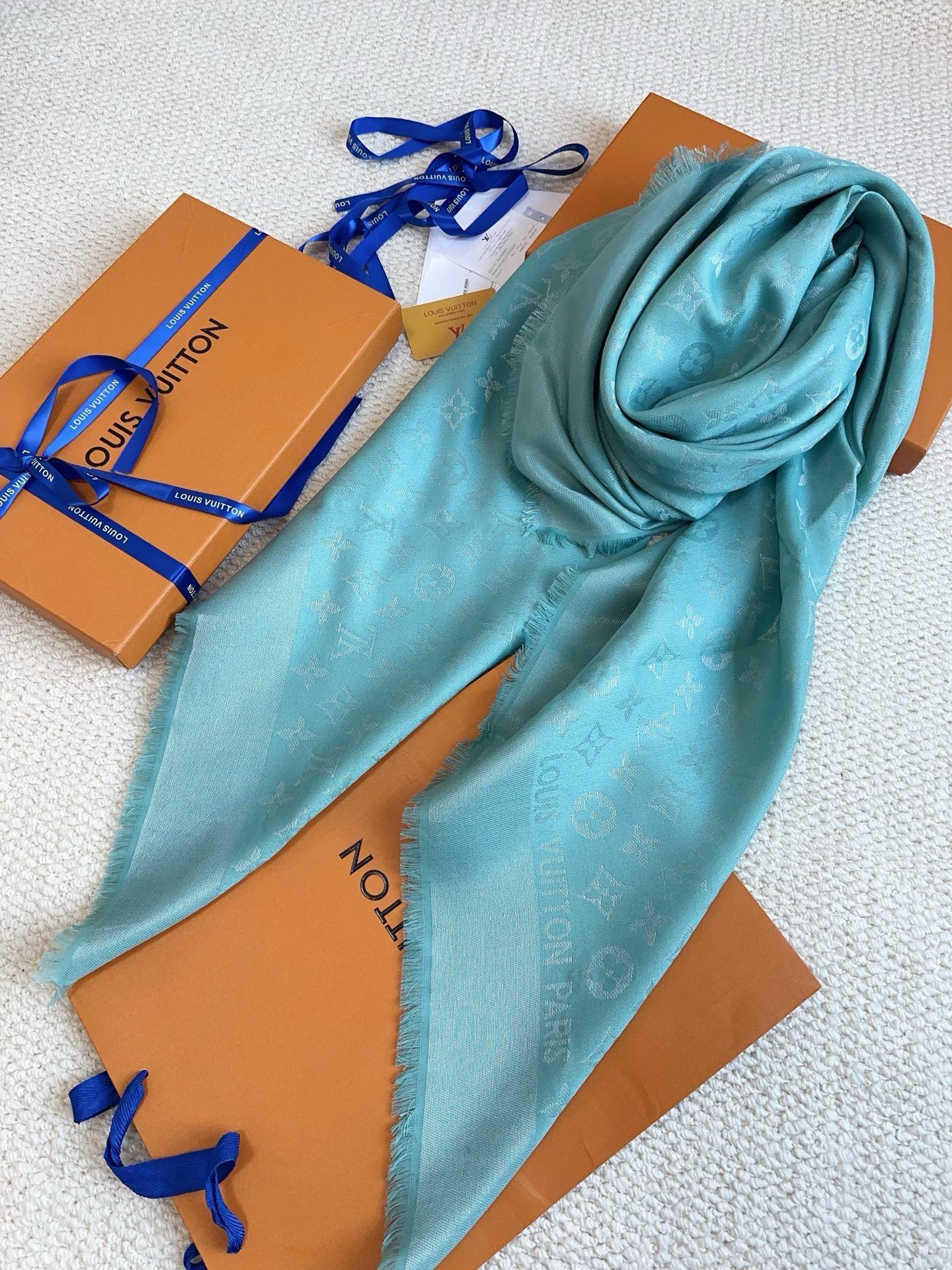 Louis Vuitton Classic Monogram Shawl 140cm