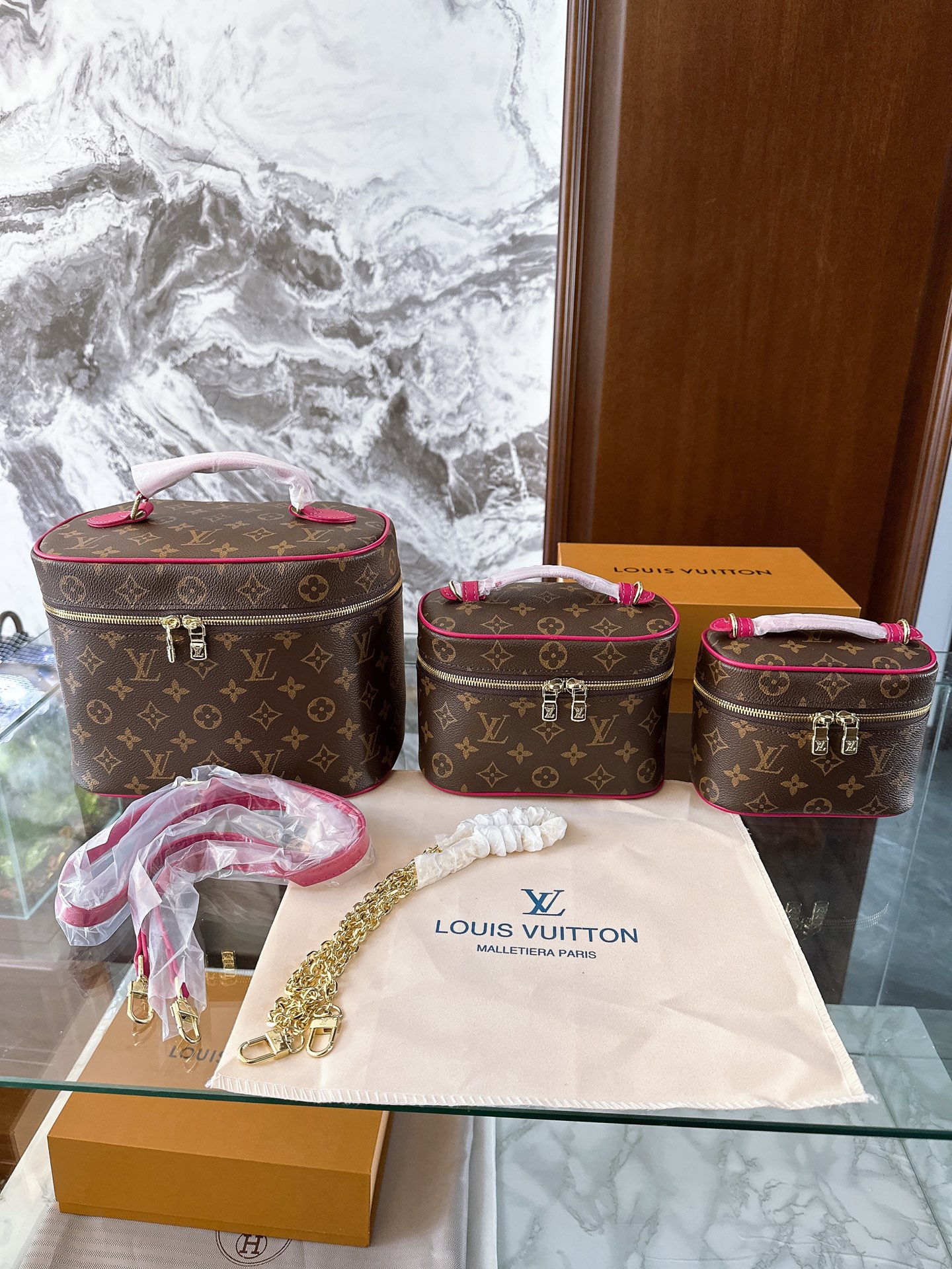 Louis Vuitton LV Fuchsia Pink Trim Nice Vanity Case Box Monogram Coated Canvas Shoulder Top Handle Bag - KAIROO