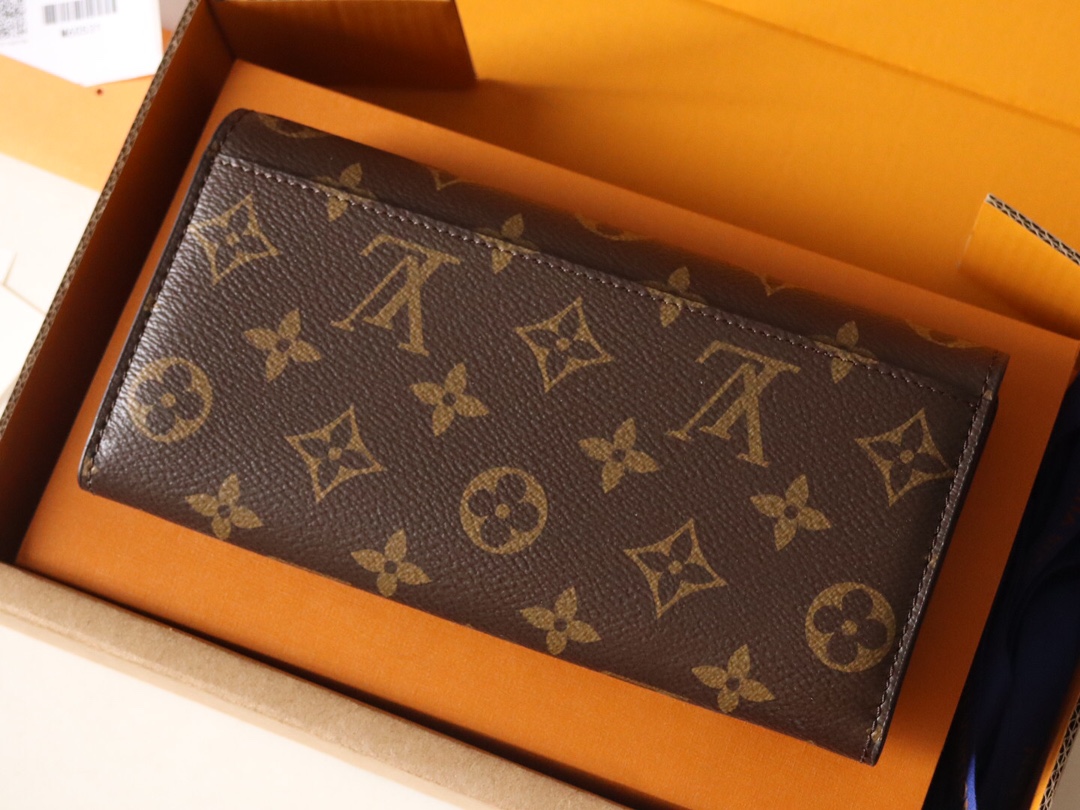 M60531 LV Monogram Canvas Sarah Wallet