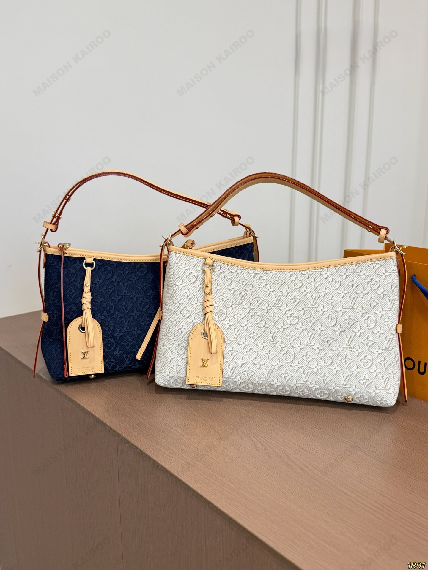 Louis Vuitton LV Carryall East West Beige&Navy Jacquard Monogram Hobo Tote Shoulder Bag - KAIROO
