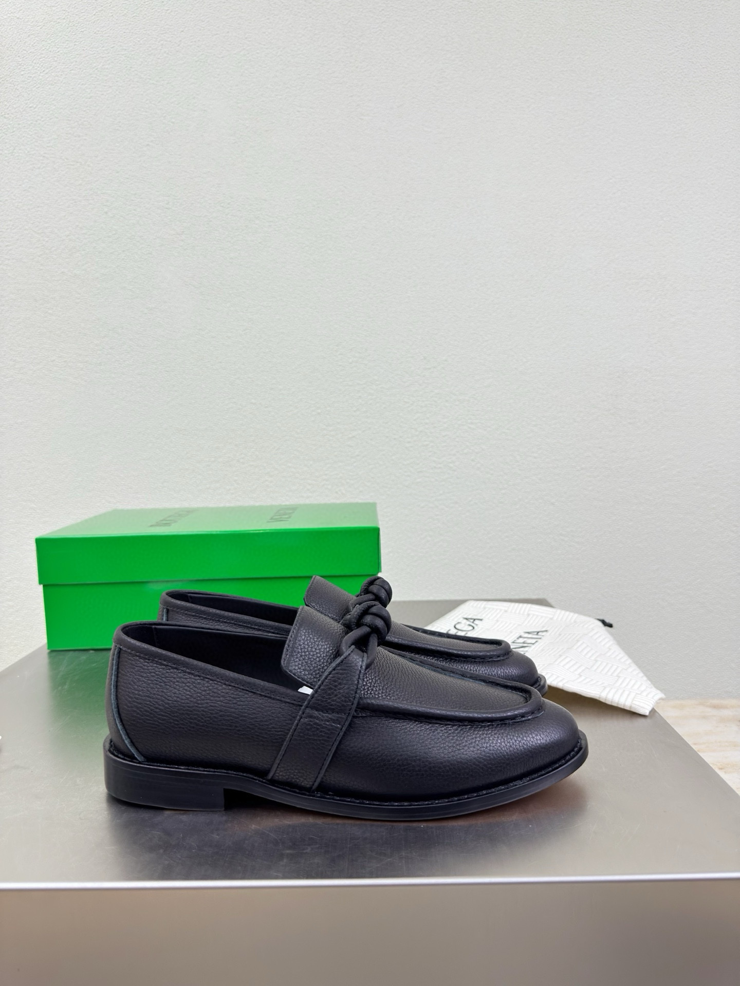 Bottega Unisex Astaire Leather Loafer in Black