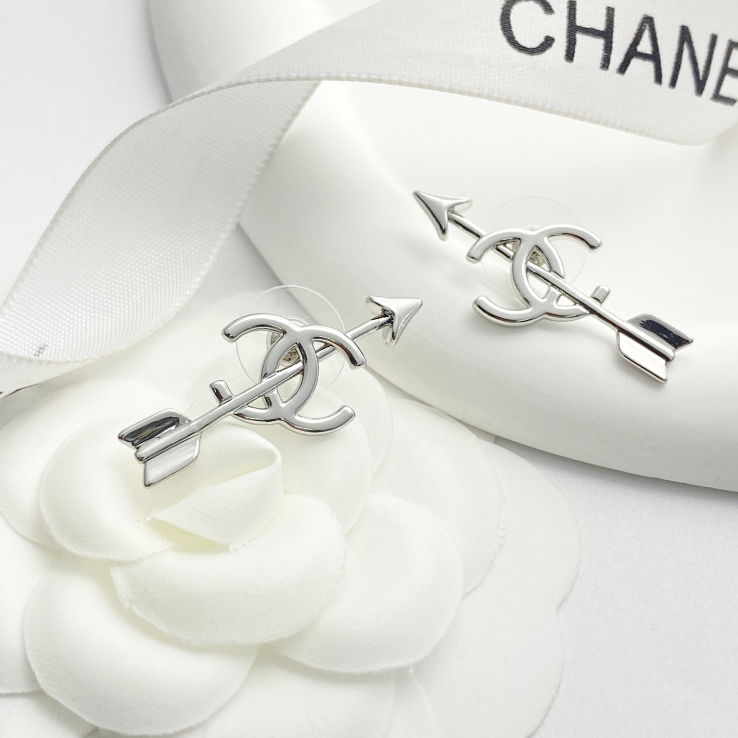 Chanel Fashion Earrings
