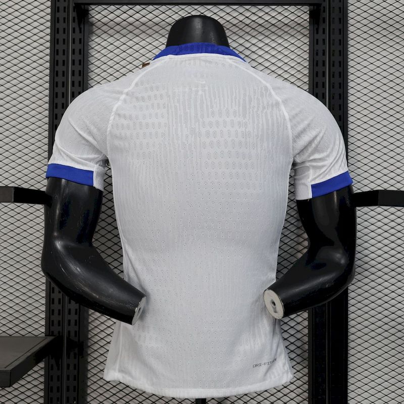 Player Version 2025/26 England Home
