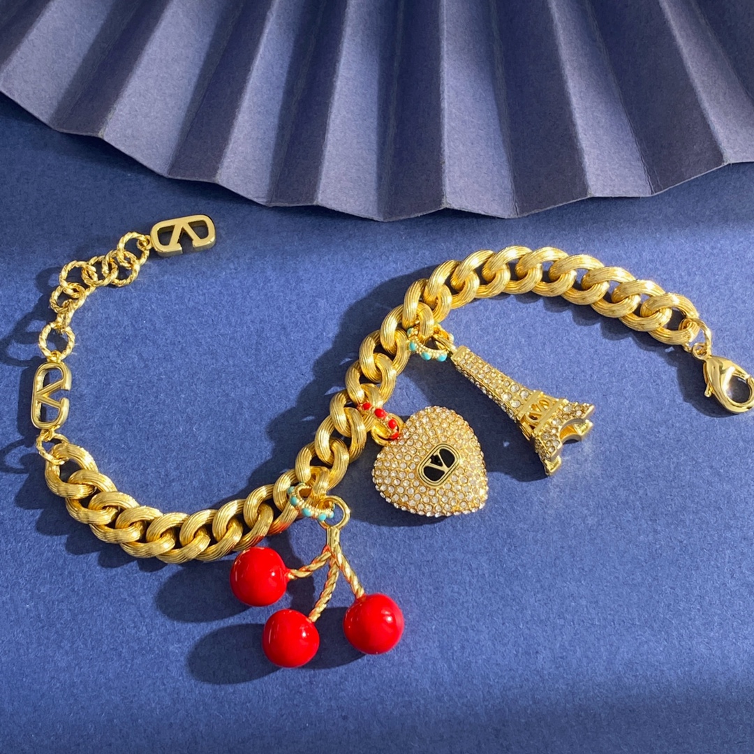 Valentino Fashion Bracelet 19cm